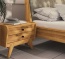 Schubladennachttisch Lasala, massives, geöltes Holz Massivholznachttisch Lasala im Retro-Look