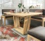 Massivholz-Tisch mit U-förmiger Kufe Massivholz-Tisch mit U-förmiger Kufe