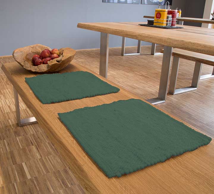Schurwoll-Sitzkissen in attraktiven Farben Schurwoll-Sitzkissen in attraktiven Farben