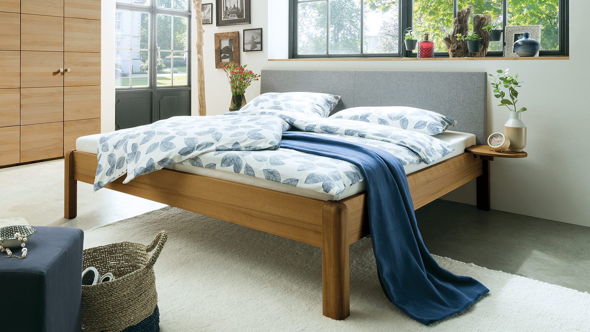Massivholzbett "Siena" - komplett metallfreies Bett aus Massivholz