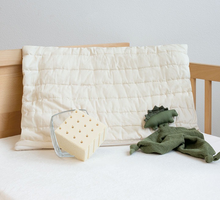 Kinderflachkissen Sana-Pano mit Naturlatex-Kern Kinderflachkissen Sana-Pano mit Naturlatex-Kern