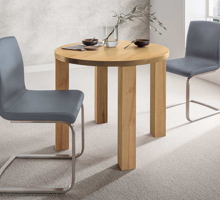 Tisch Rondo aus exklusivem Material hochwertig verarbeitet Tisch Rondo aus exklusivem Material hochwertig verarbeitet