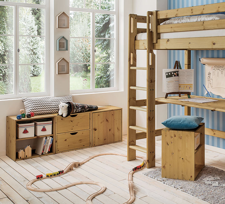 Einzelelemente des Regalwürfel-Systems Kiddy gekonnt zum Raumteiler kombiniert Einzelelemente des Regalwürfel-Systems Kiddy gekonnt zum Raumteiler kombiniert
