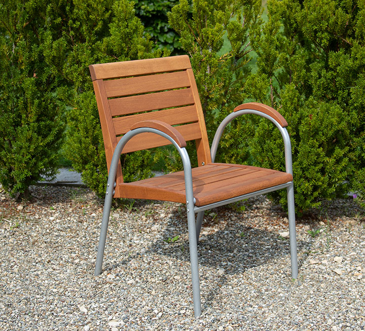 Gartenstuhl Celano-Acero überzeugt durch seine moderne, runde Linienführung Gartenstuhl Celano-Acero überzeugt durch seine moderne, runde Linienführung